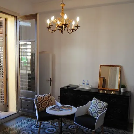 Cal Comabella Bed & Breakfast