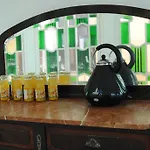 Couette-café Cal Comabella 4*