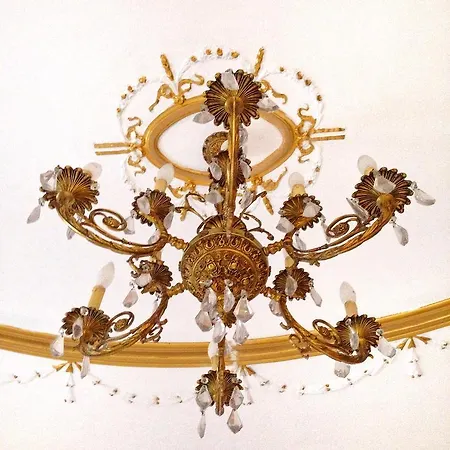 Cal Comabella فندق مبيت وإفطار 4*