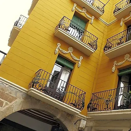 Cal Comabella Bed & Breakfast