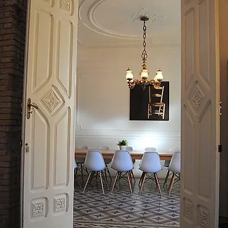 Cal Comabella Bed & Breakfast
